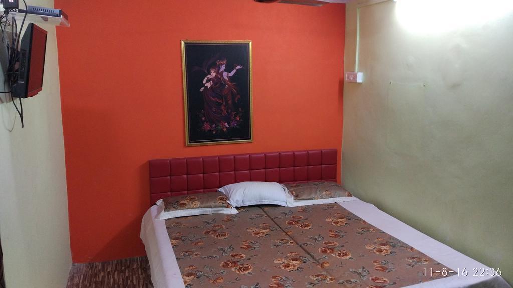 Radha Krishna Home Varanasi Exterior foto