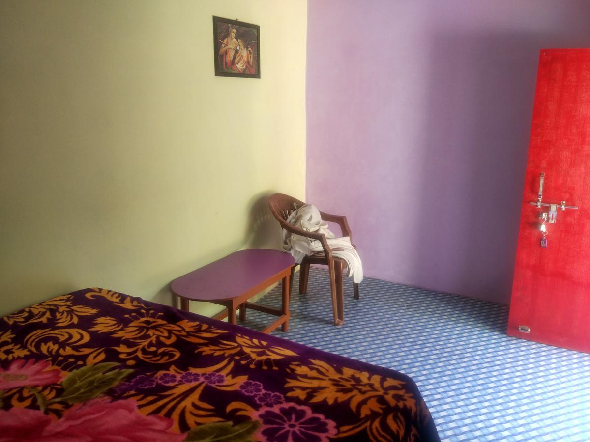 Radha Krishna Home Varanasi Exterior foto
